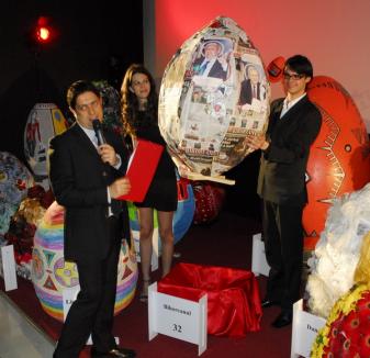 20.000 de euro strânşi pentru copii, din licitarea ouălor gigant (FOTO)